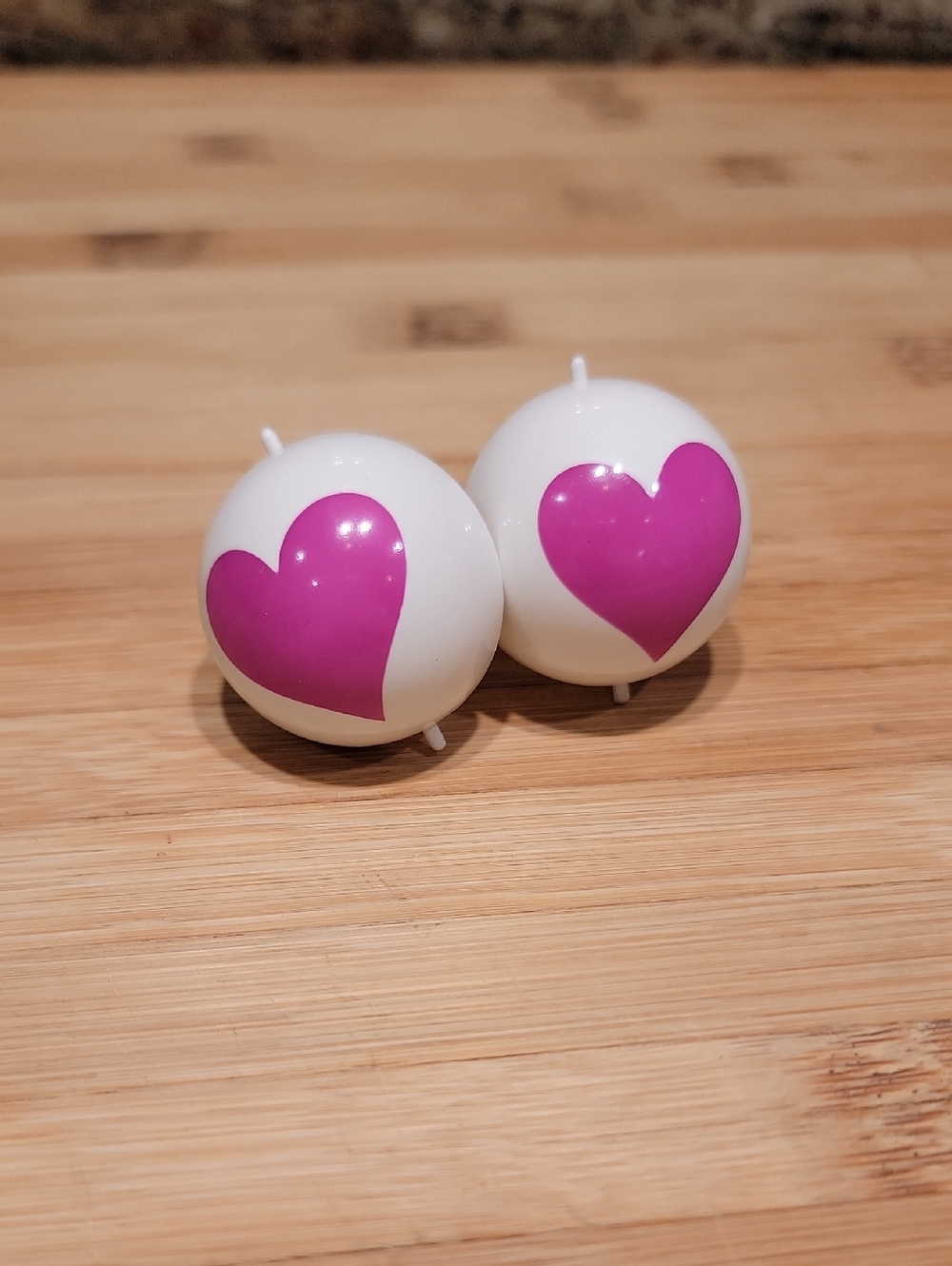 Magenta Heart Eyes to customize your own Kit Cat Klock Clock